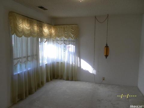 204 Palm Ave, Ripon, CA 95366 photo 2
