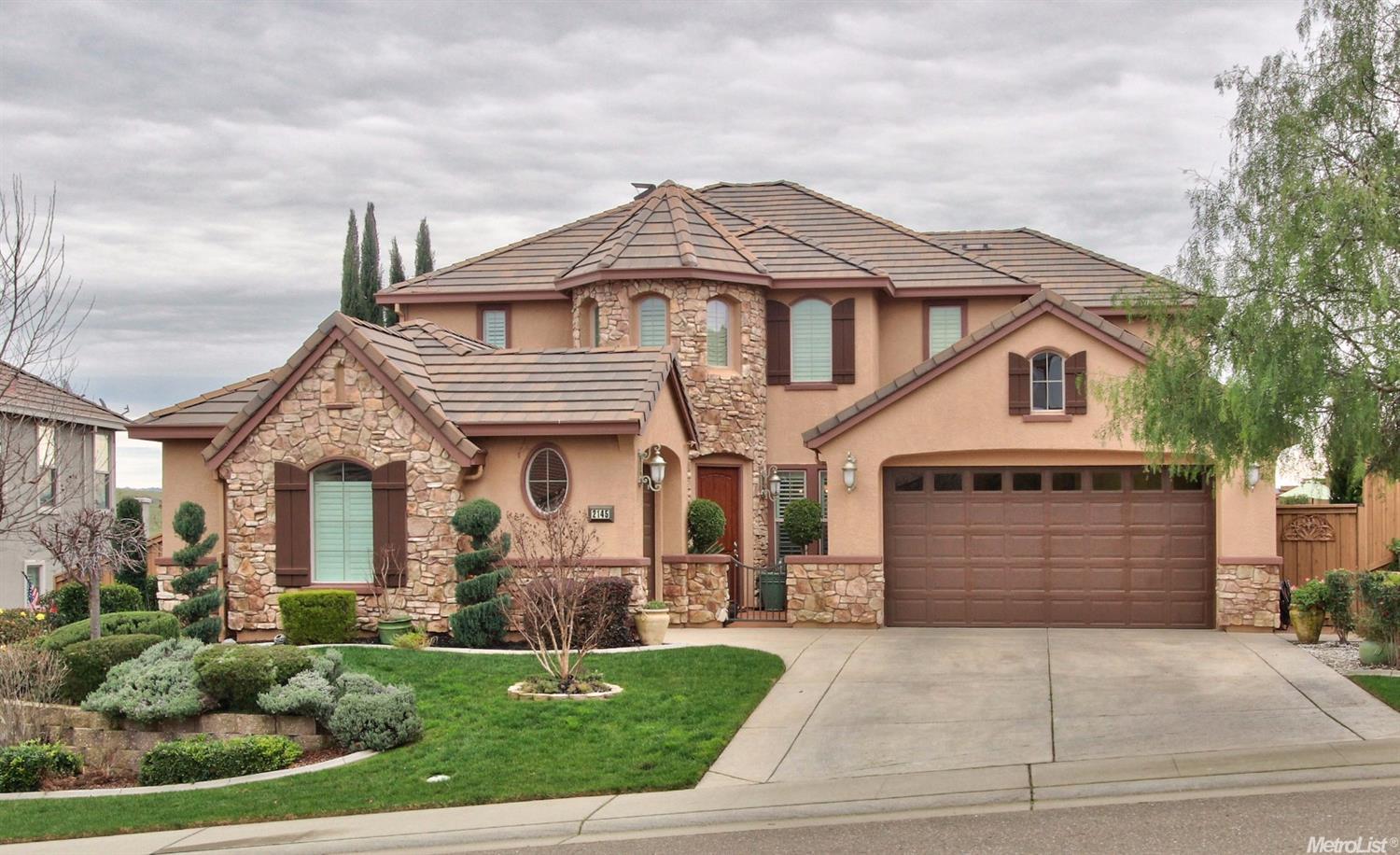 2145 Hidden Falls Dr, Folsom, CA 95630 photo 1