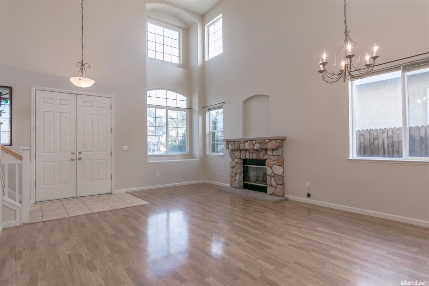 504 Cape Breton, Tracy, CA 95377 photo 2