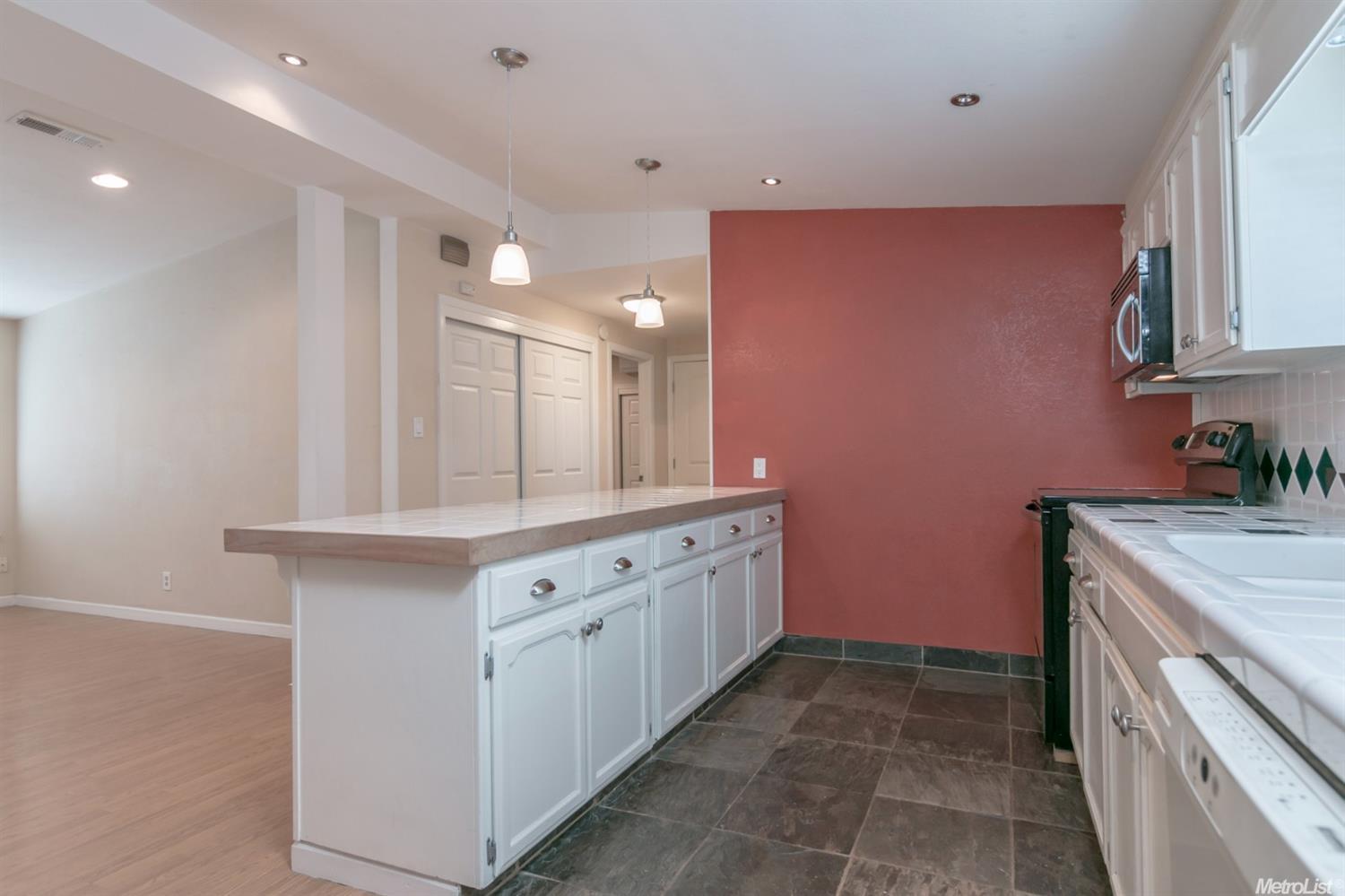 911 Trinity St, Manteca, CA 95336 photo 9