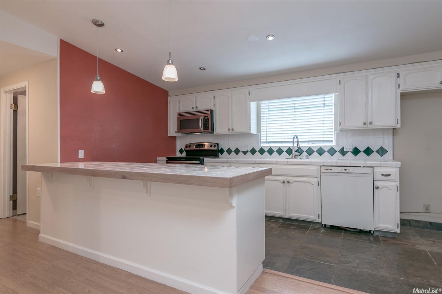 911 Trinity St, Manteca, CA 95336 photo 7
