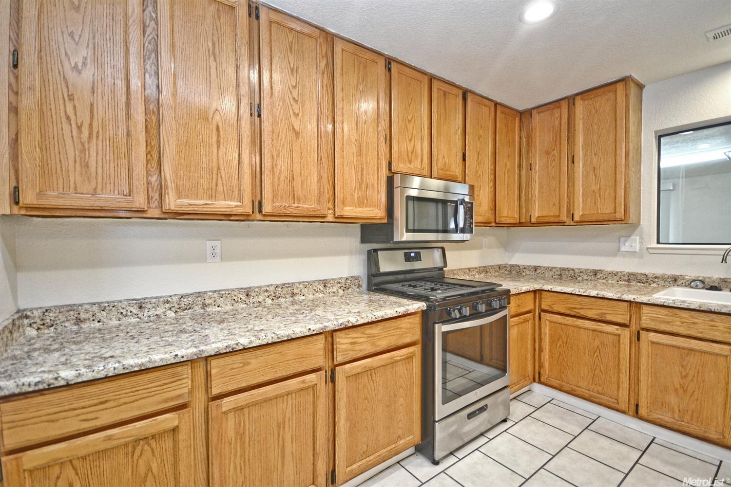 804 Mamilane, Modesto, CA 95351 photo 17