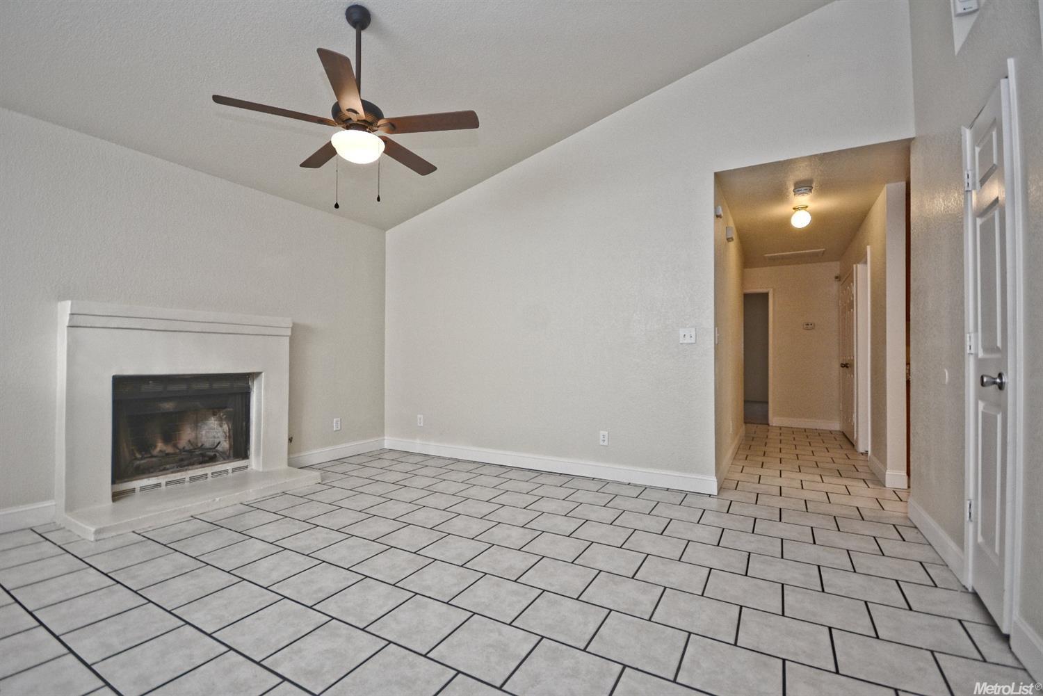 804 Mamilane, Modesto, CA 95351 photo 9