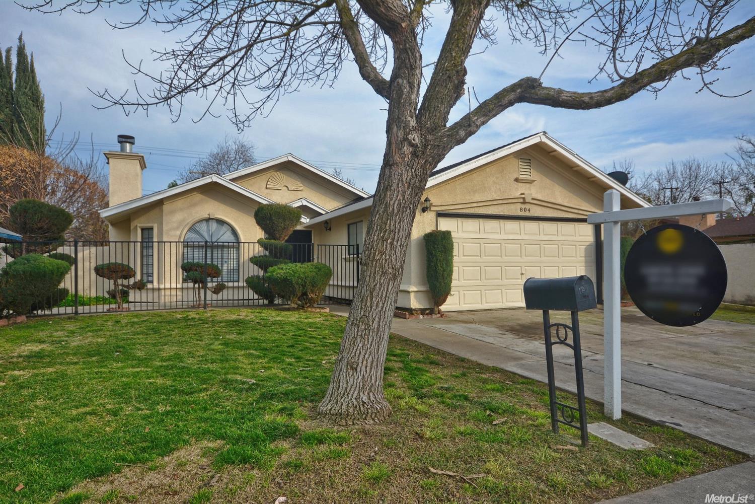 804 Mamilane, Modesto, CA 95351 photo 1