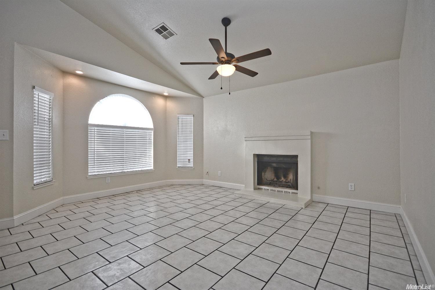 804 Mamilane, Modesto, CA 95351 photo 6