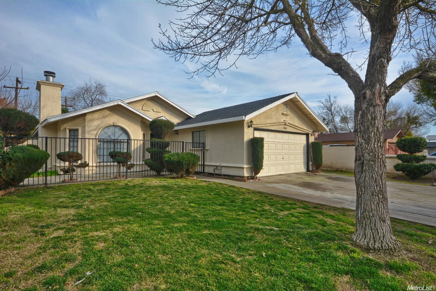 804 Mamilane, Modesto, CA 95351 photo 2