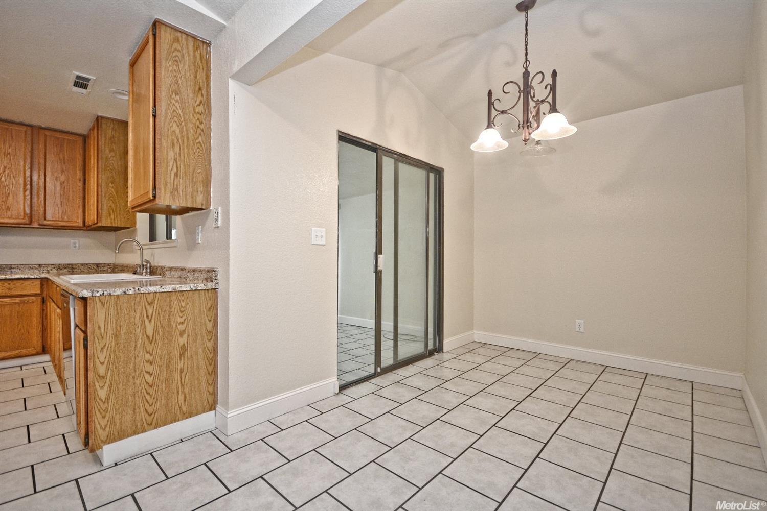 804 Mamilane, Modesto, CA 95351 photo 12