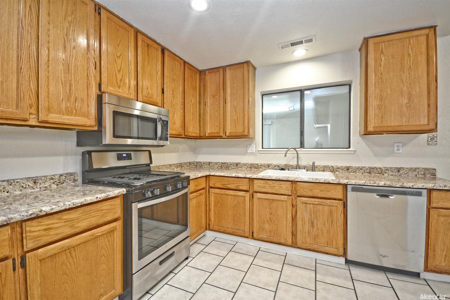 804 Mamilane, Modesto, CA 95351 photo 16