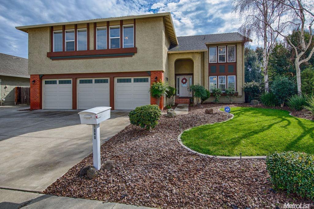 1040 Match Point Pl, Tracy, CA 95376 photo 3