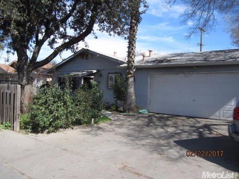 1124 Toulon Dr, Modesto, CA 95351 photo 1