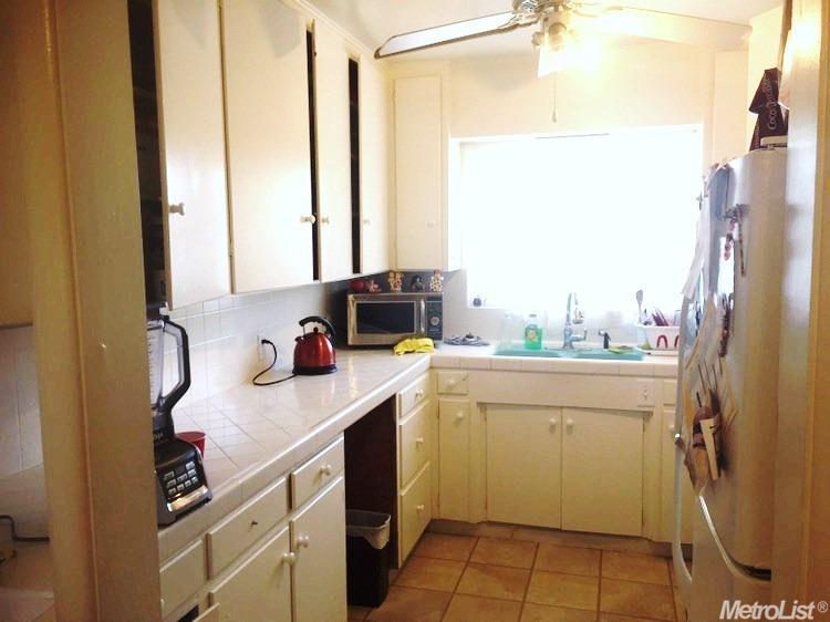 275 I St, Patterson, CA 95363 photo 9