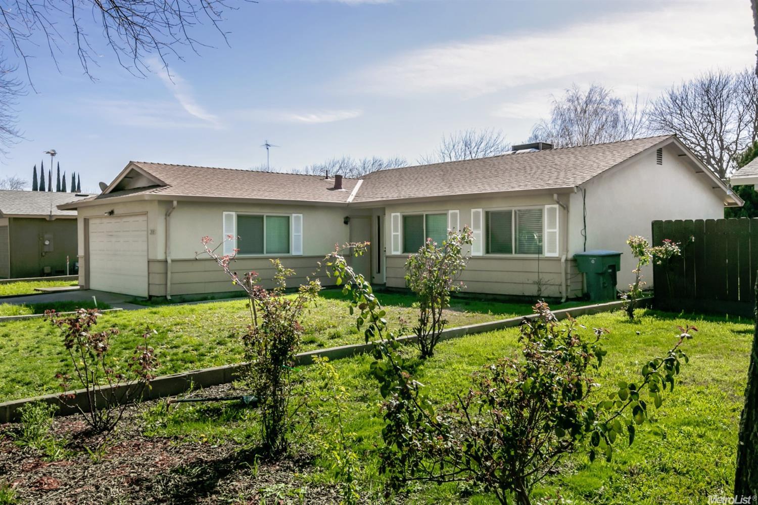 2808 Bateman Ln, Modesto, CA 95354 photo 1