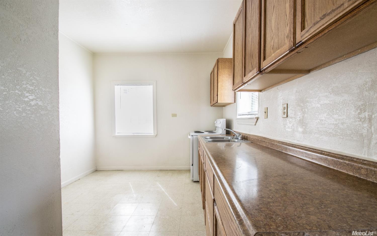 203 Jessie Ave, Manteca, CA 95337 photo 12