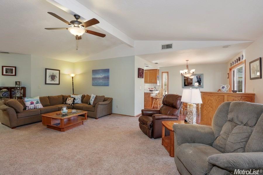 2865 Royce Dr, Rescue, CA 95672 photo 4