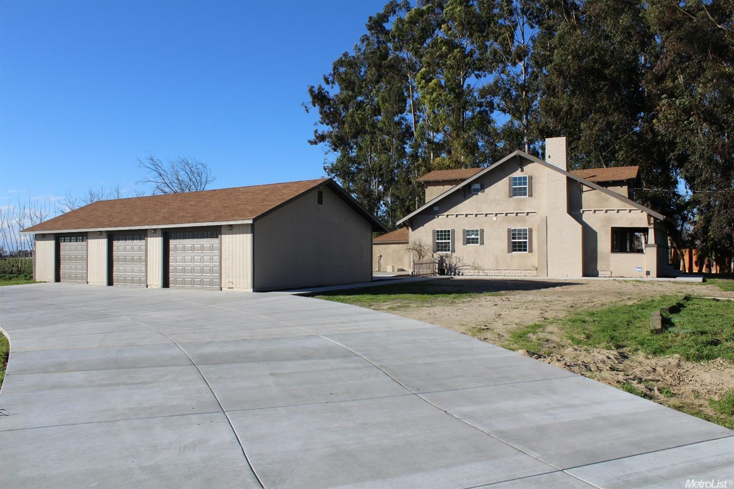 11641 Griffith Rd, Turlock, CA 95380 photo 2