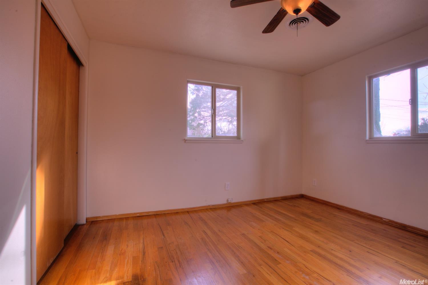 420 Broderick Ave, Modesto, CA 95350 photo 11