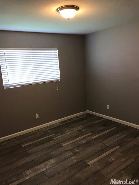 543 Barney St, Merced, CA 95340 photo 6