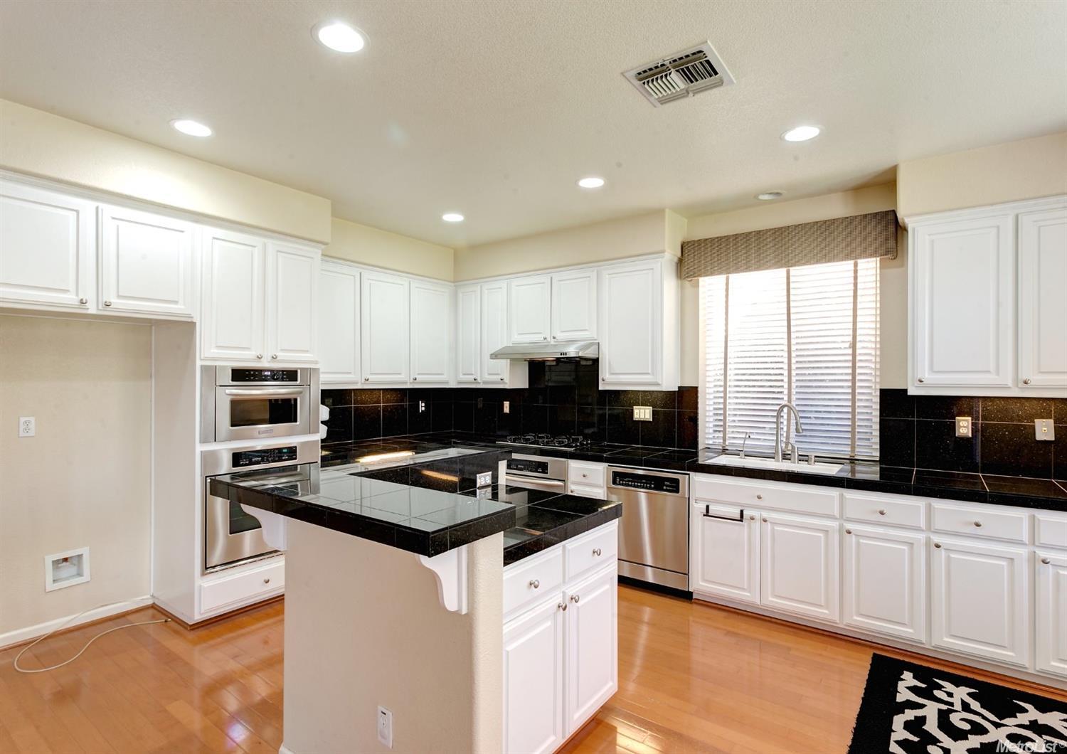 2006 Alhambra Ct, Tracy, CA 95376 photo 6