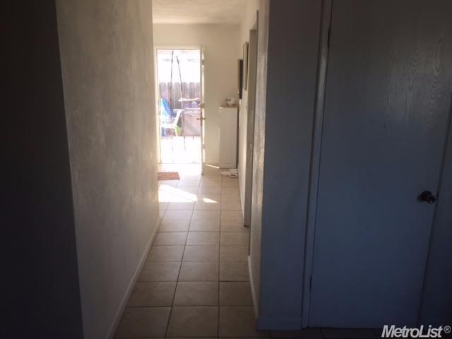 1320 Orlando Dr, Modesto, CA 95351 photo 4