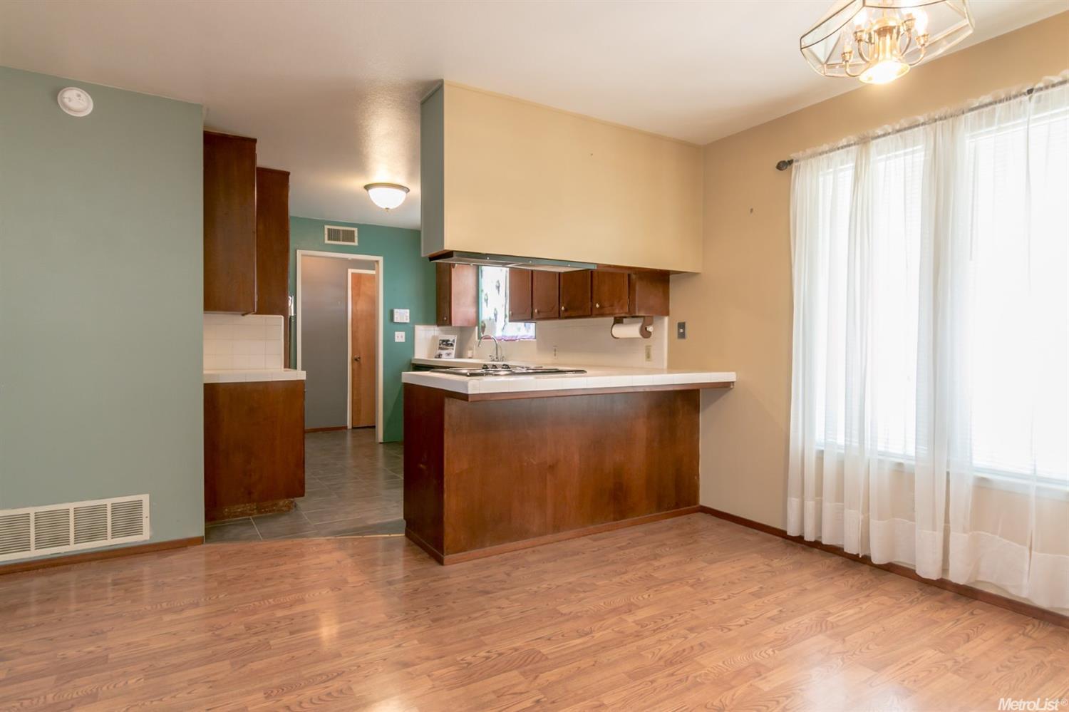 1005 Edison Ave, Modesto, CA 95350 photo 14