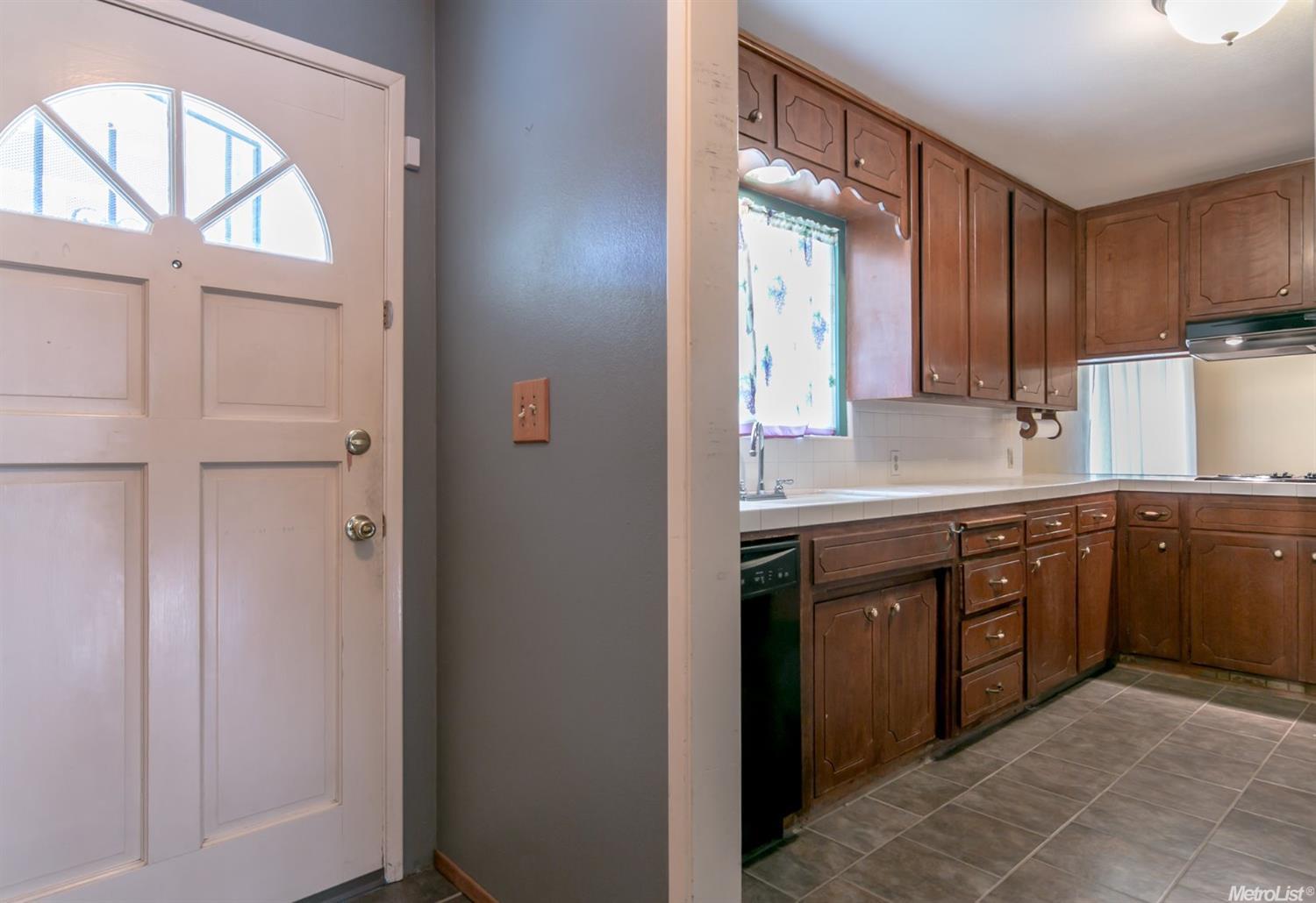 1005 Edison Ave, Modesto, CA 95350 photo 7