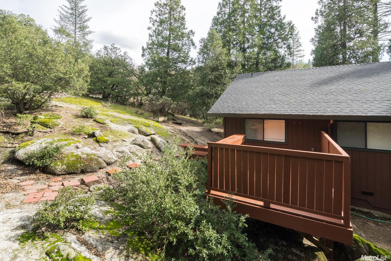 17954 Good Shepherd Dr, Sonora, CA 95370 photo 4