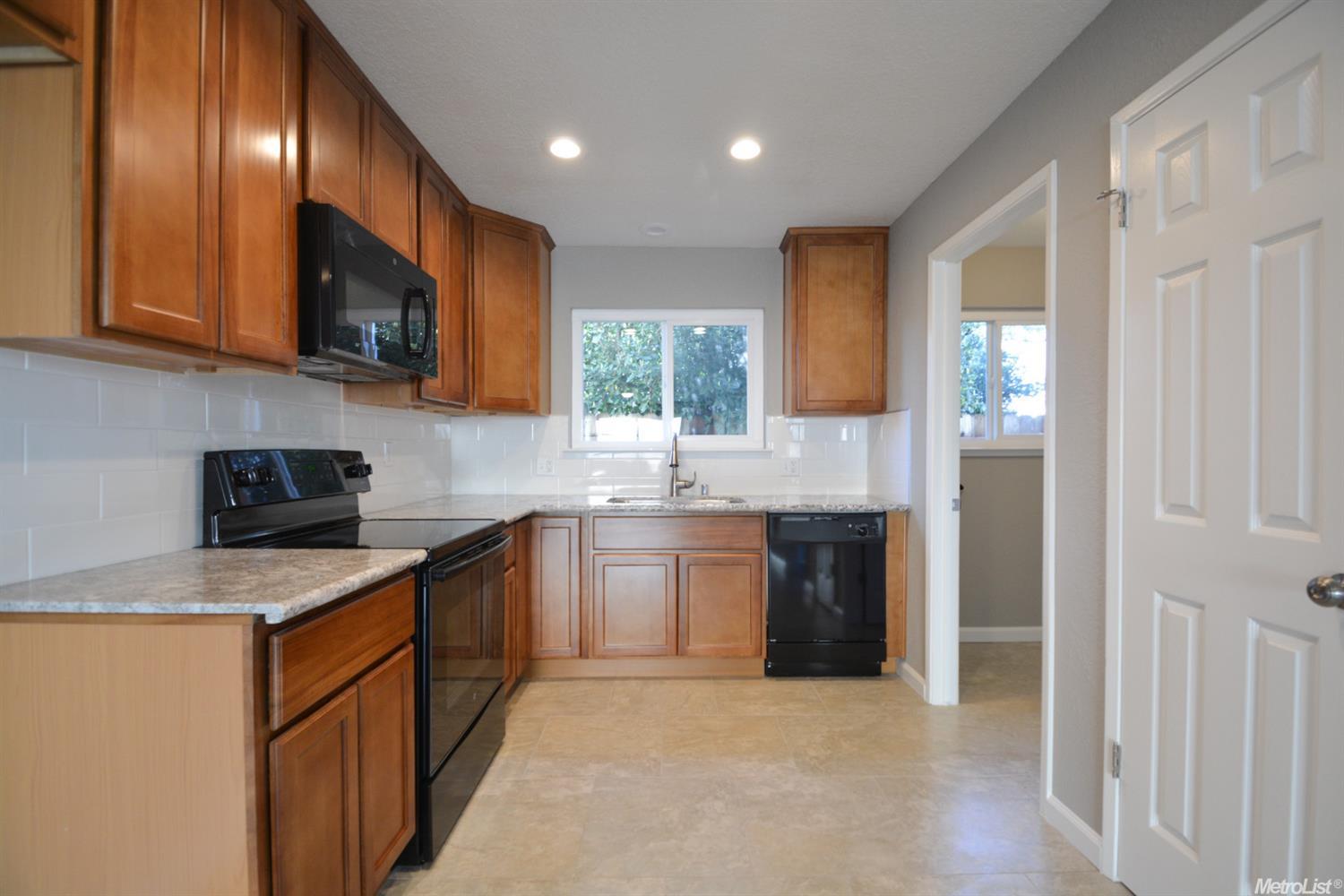 226 Oak Ave, Ripon, CA 95366 photo 11