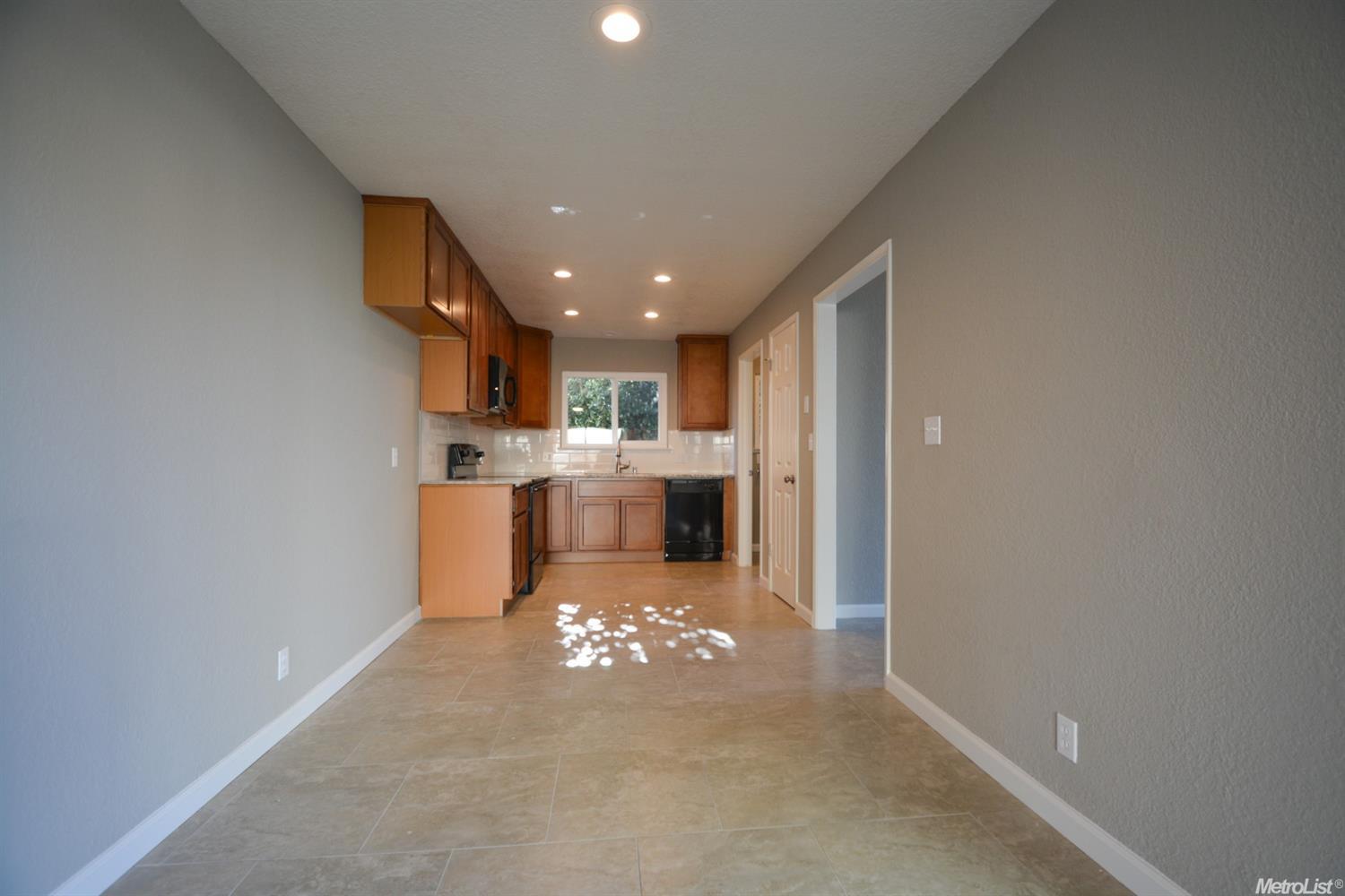 226 Oak Ave, Ripon, CA 95366 photo 8