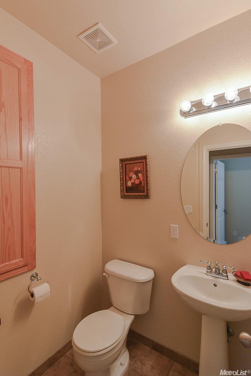 1773 Fleabane Ln, Manteca, CA 95337 photo 35