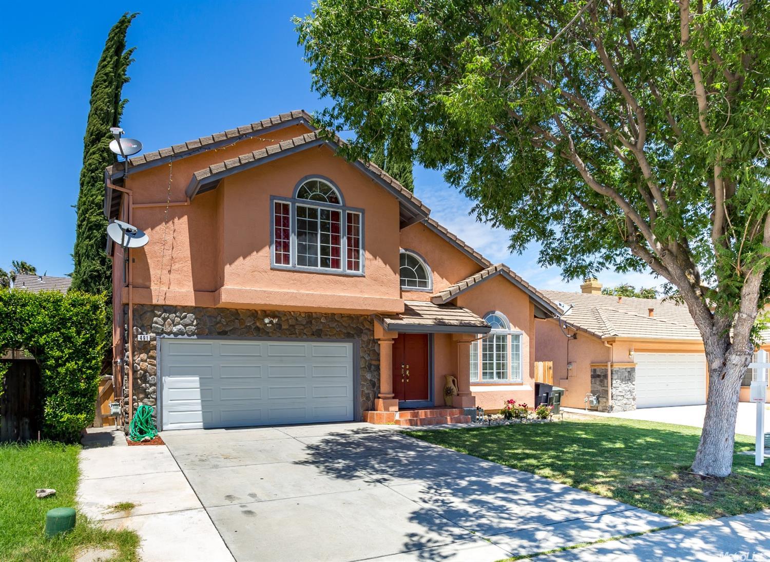 491 Leamon St, Tracy, CA 95376 photo 1