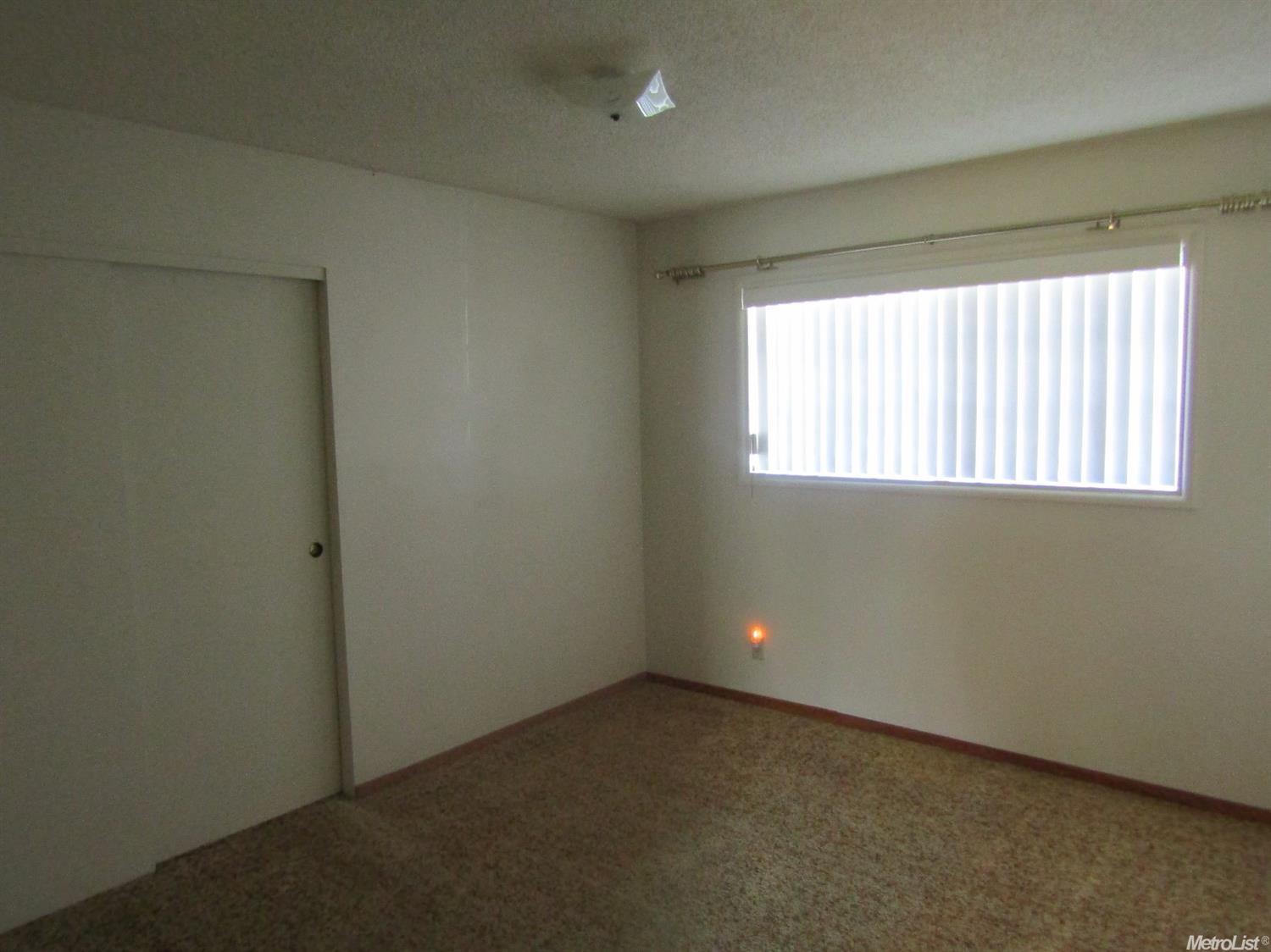1448 Lucerne Ave, Gustine, CA 95322 photo 10