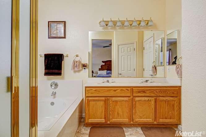 2243 Gary Ln, Tracy, CA 95377 photo 14
