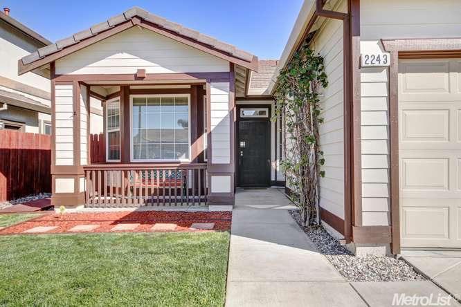 2243 Gary Ln, Tracy, CA 95377 photo 2