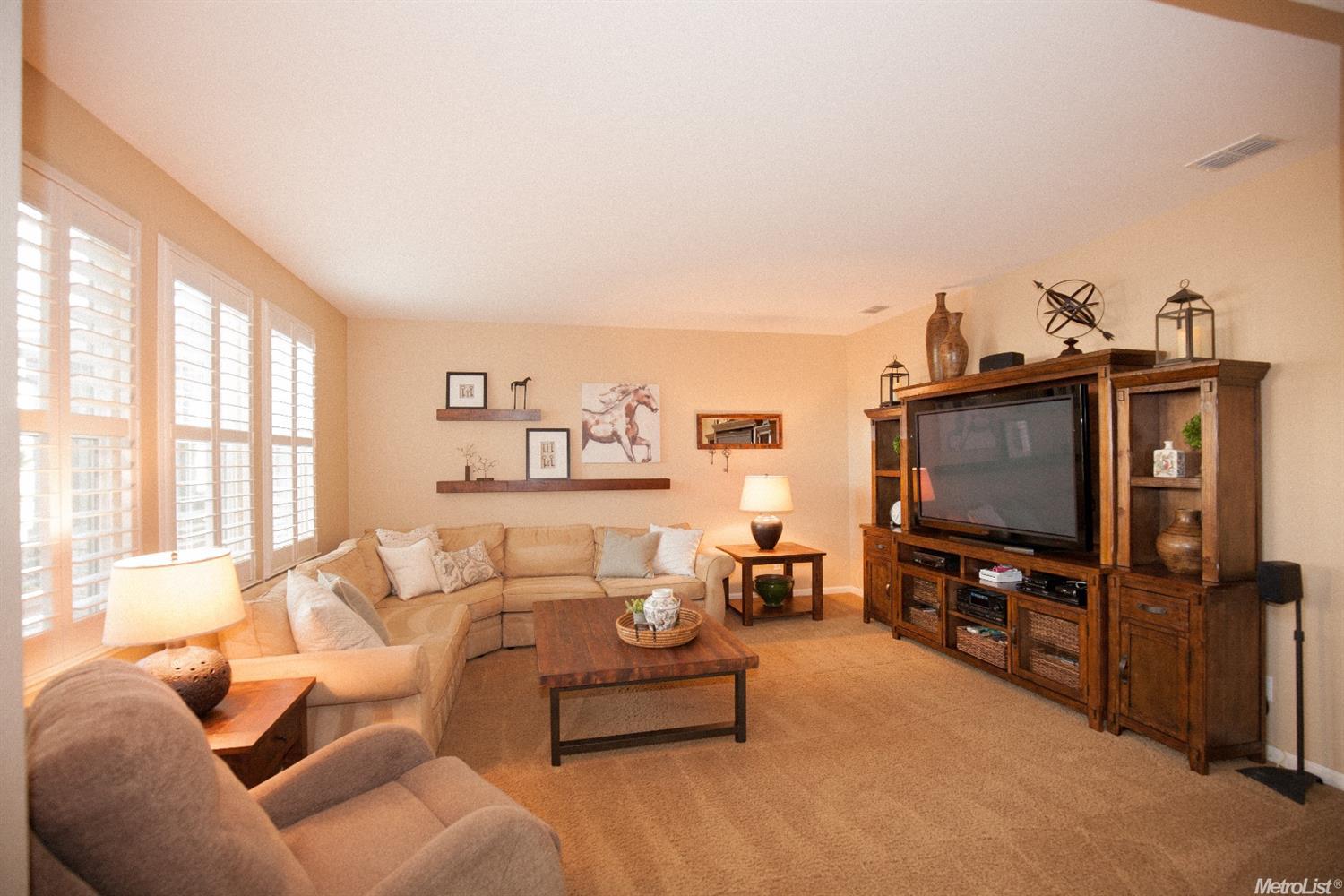 2161 Red Setter Rd, Rocklin, CA 95765 photo 5
