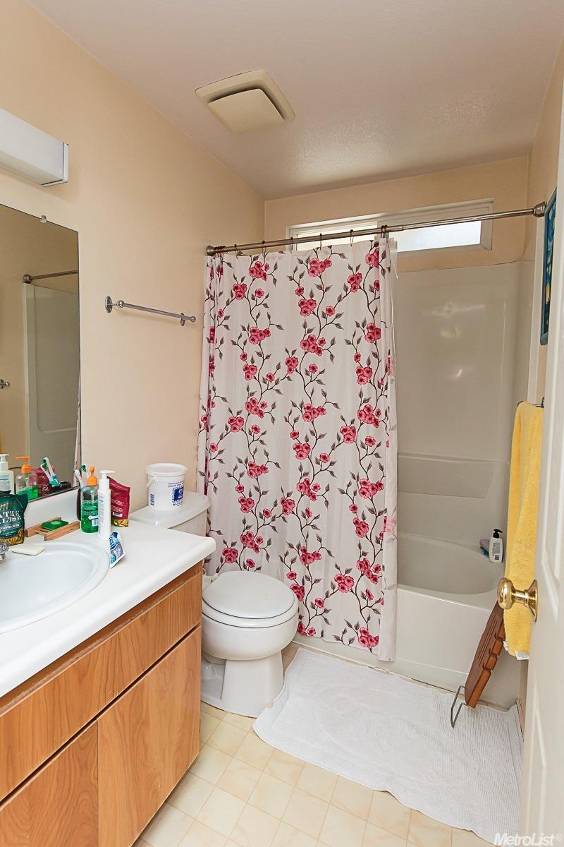 2702 Javier Pl, Davis, CA 95618 photo 7