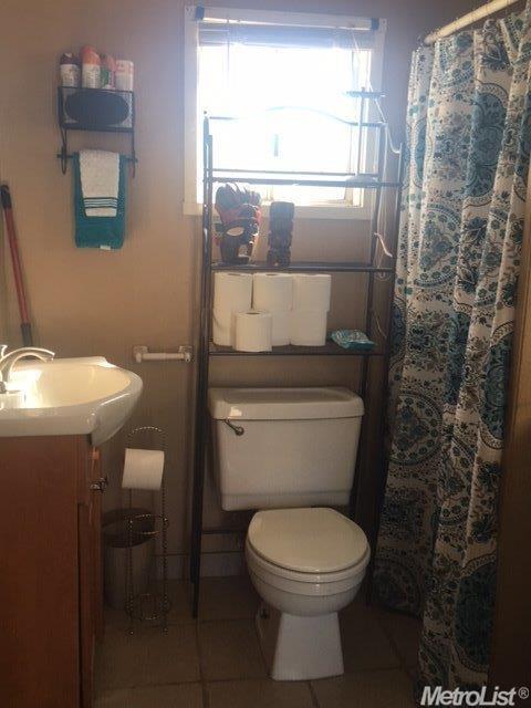 2100 4th, Hughson, CA 95326 photo 13