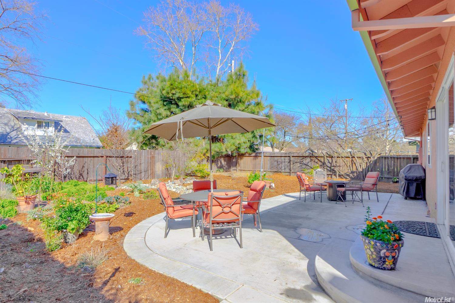 2127 Regis Dr, Davis, CA 95618 photo 5