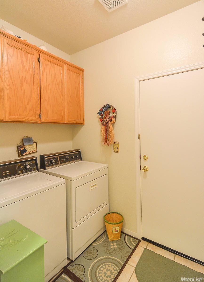 2023 Lauritson Ln, Manteca, CA 95336 photo 29