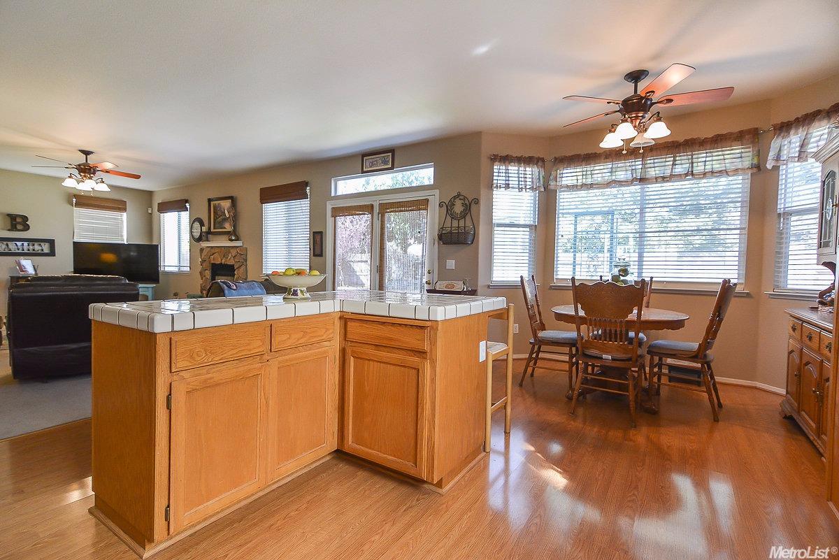 2023 Lauritson Ln, Manteca, CA 95336 photo 12