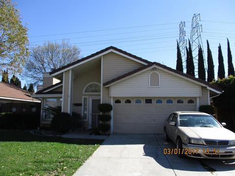 766 Lourence Ct, Tracy, CA 95376 photo 1