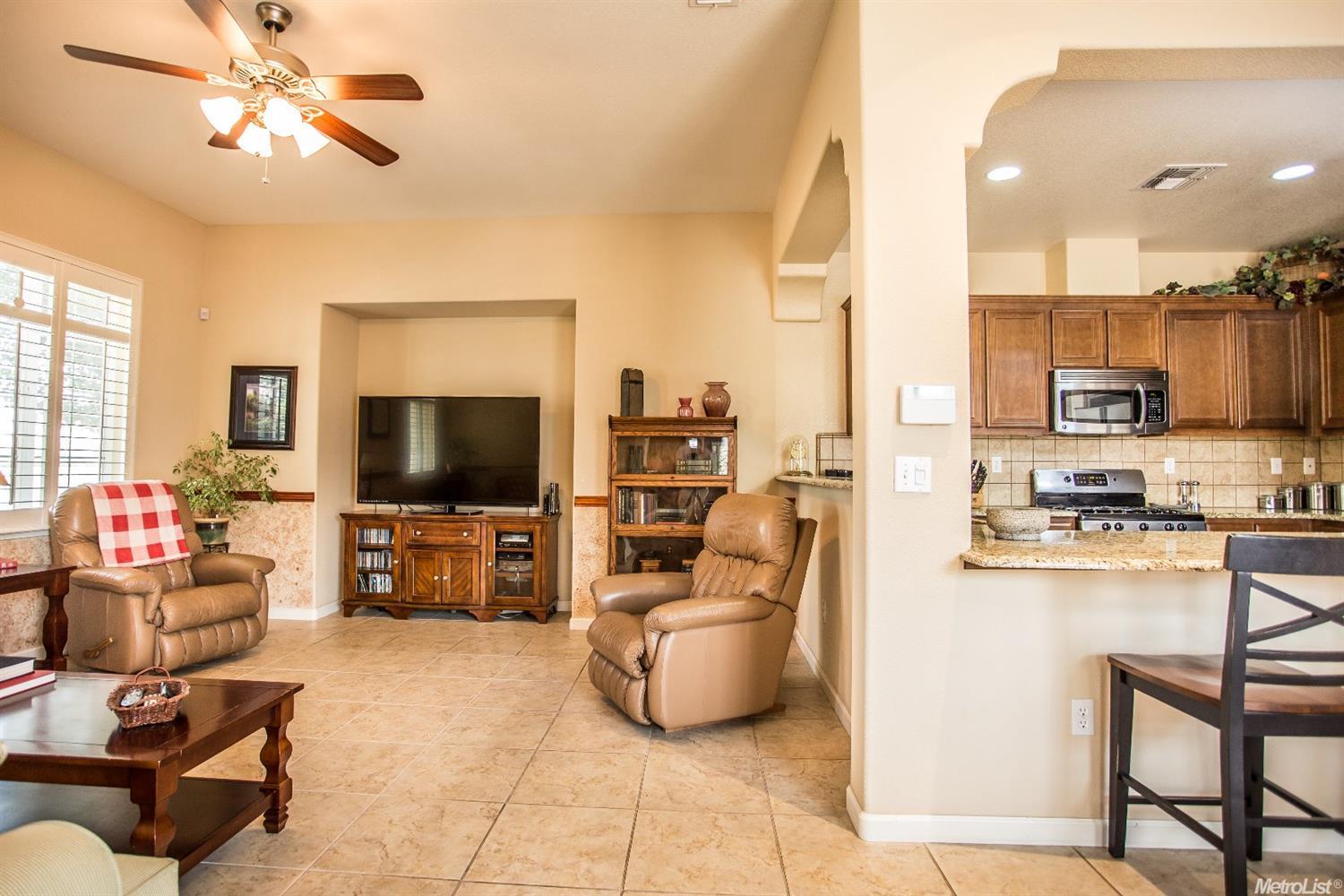 1280 Harvest Dr, Turlock, CA 95382 photo 4