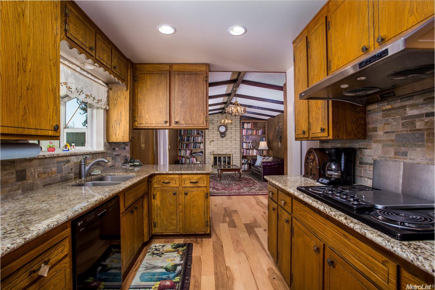 2700 Warwick Ln, Modesto, CA 95350 photo 10