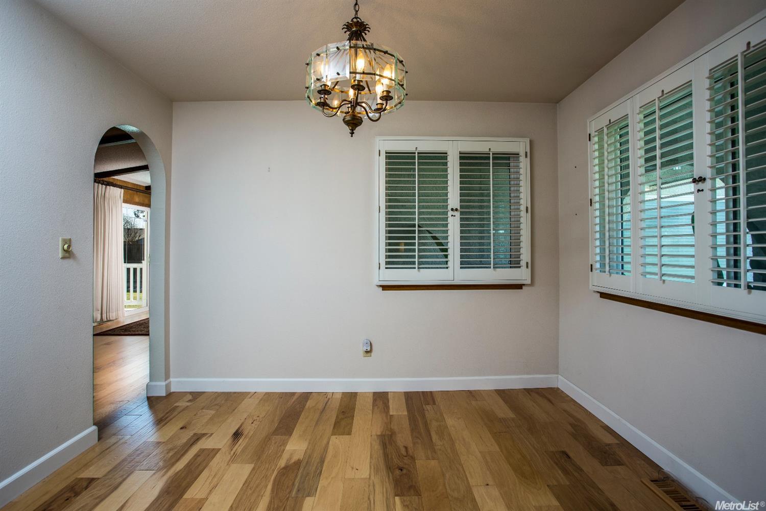 2700 Warwick Ln, Modesto, CA 95350 photo 3