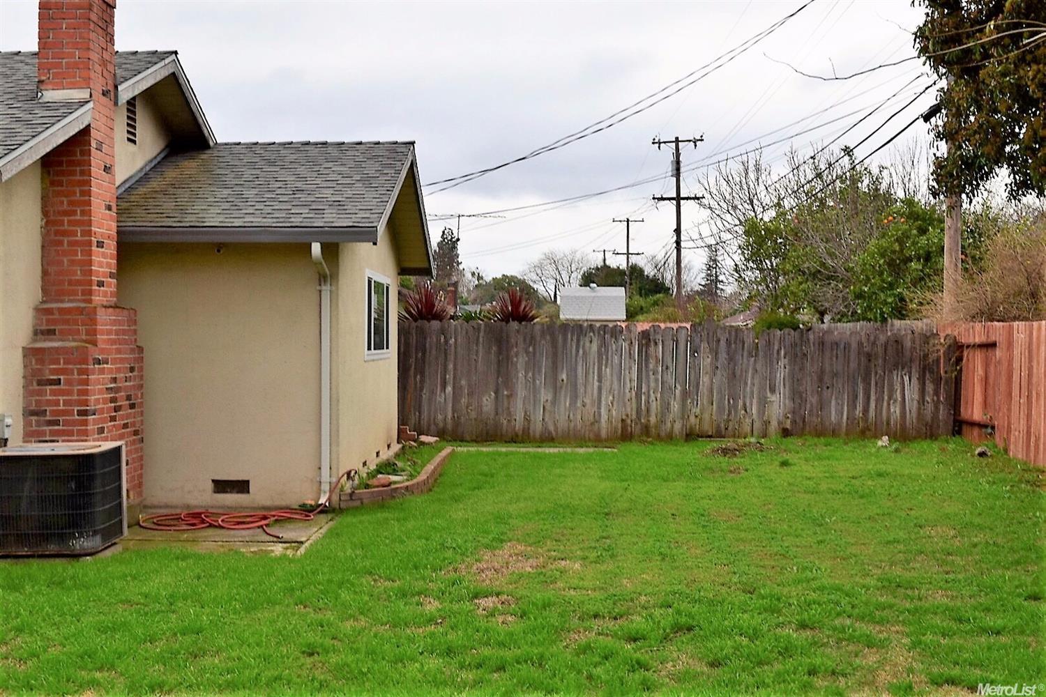 315 E Yorkshire Dr, Stockton, CA 95207 photo 26