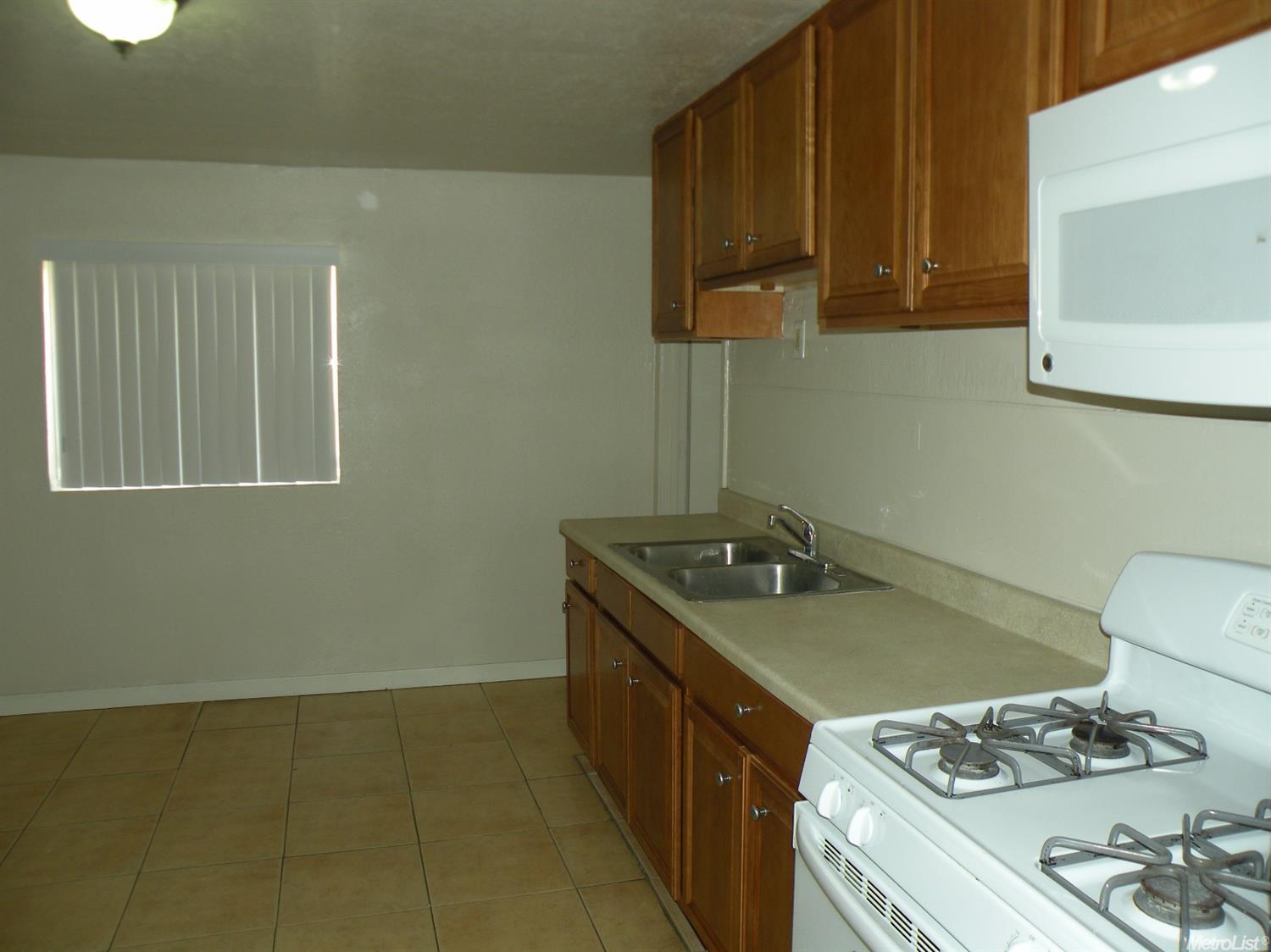 1740 Olympia St, Modesto, CA 95358 photo 18