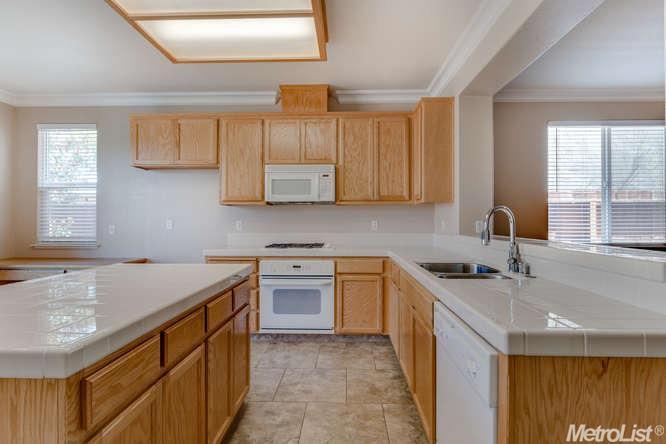 845 Donovan St, Manteca, CA 95337 photo 7