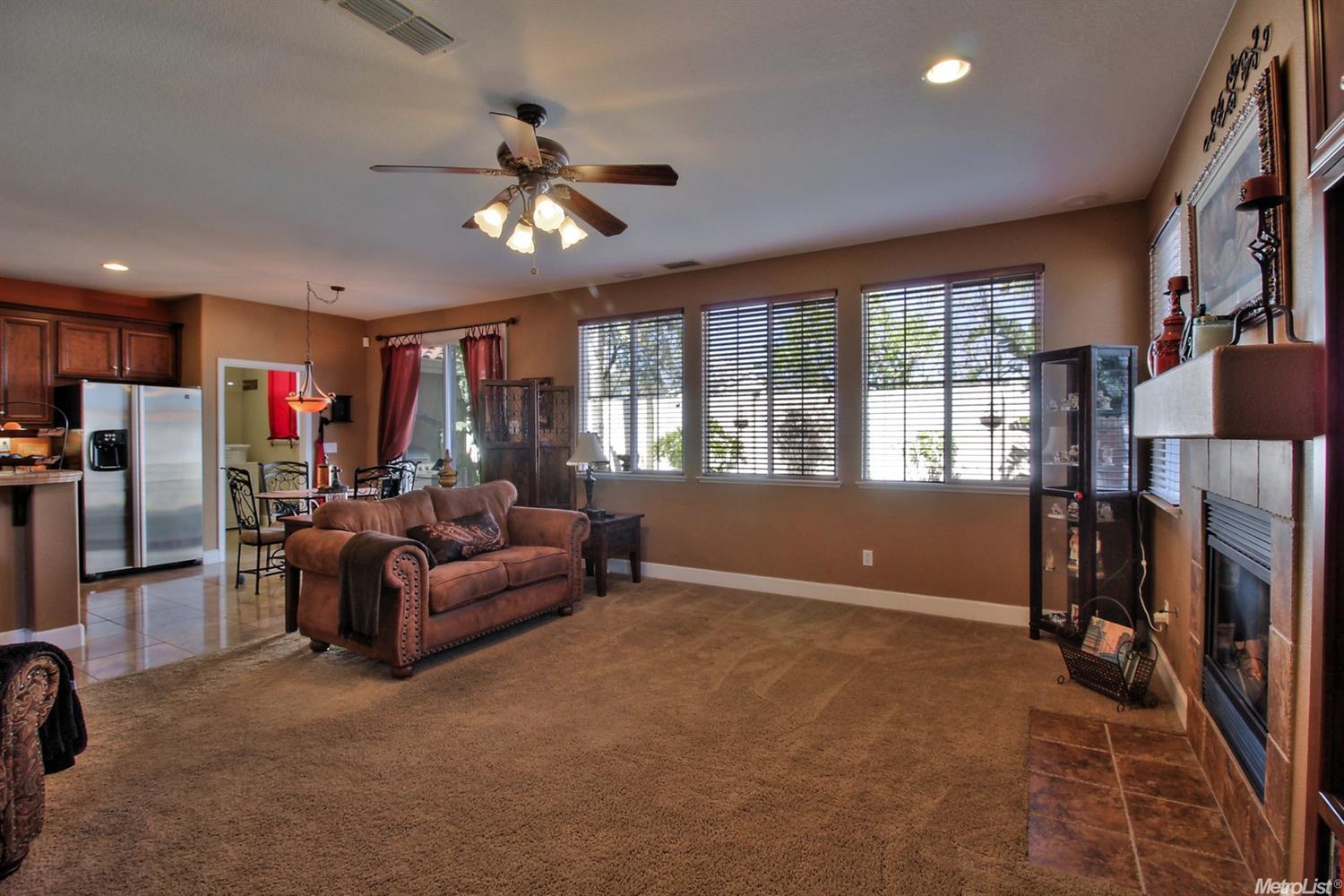 1711 Riverview Ave, Tracy, CA 95377 photo 9