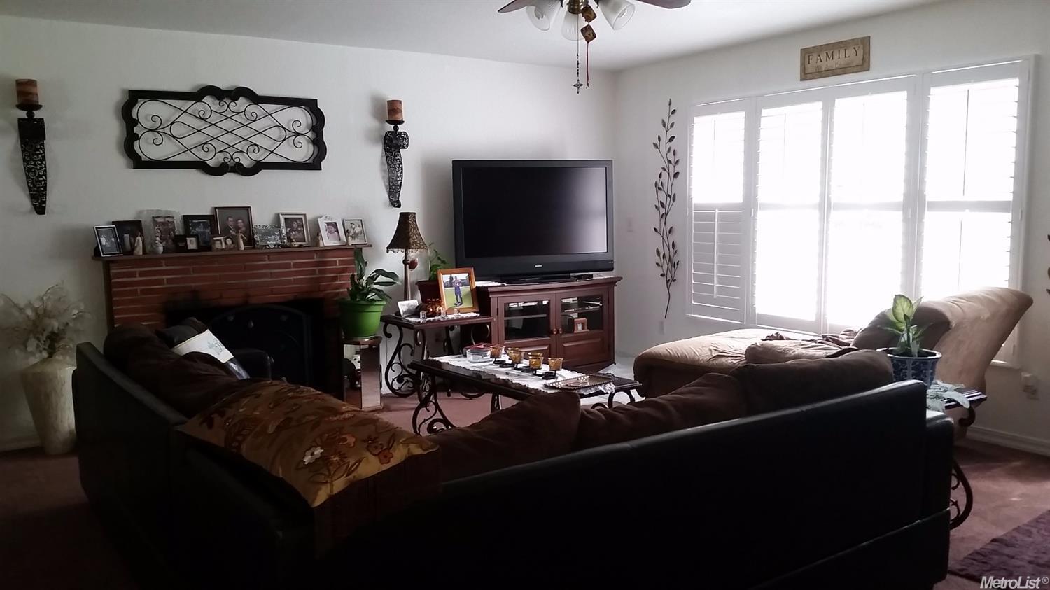 405 E Mayfair Ave, Stockton, CA 95207 photo 4