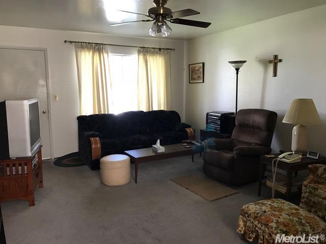 2504 Kildare Ln, Modesto, CA 95354 photo 2