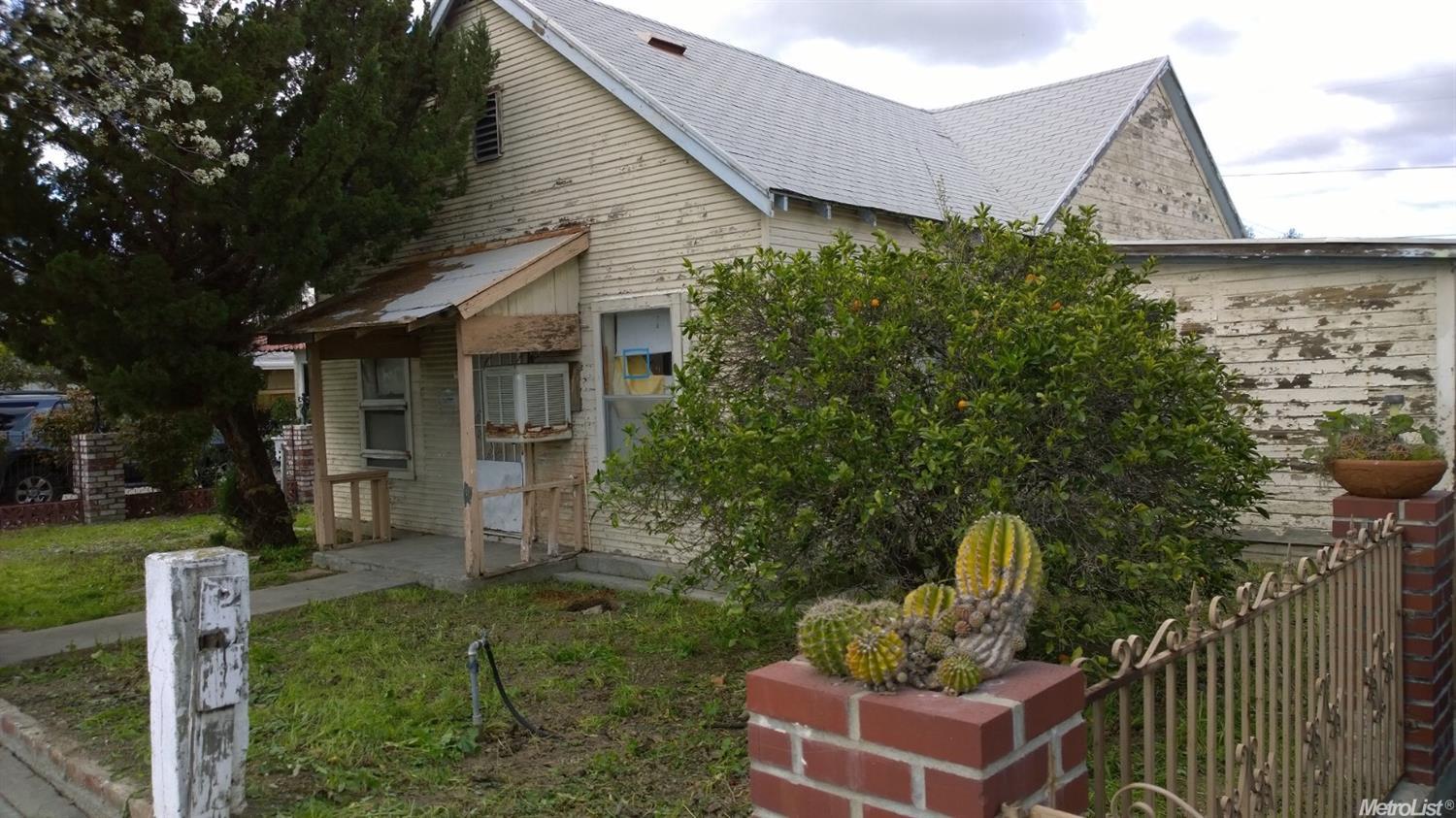21 E 3rd St, Tracy, CA 95376 photo 1